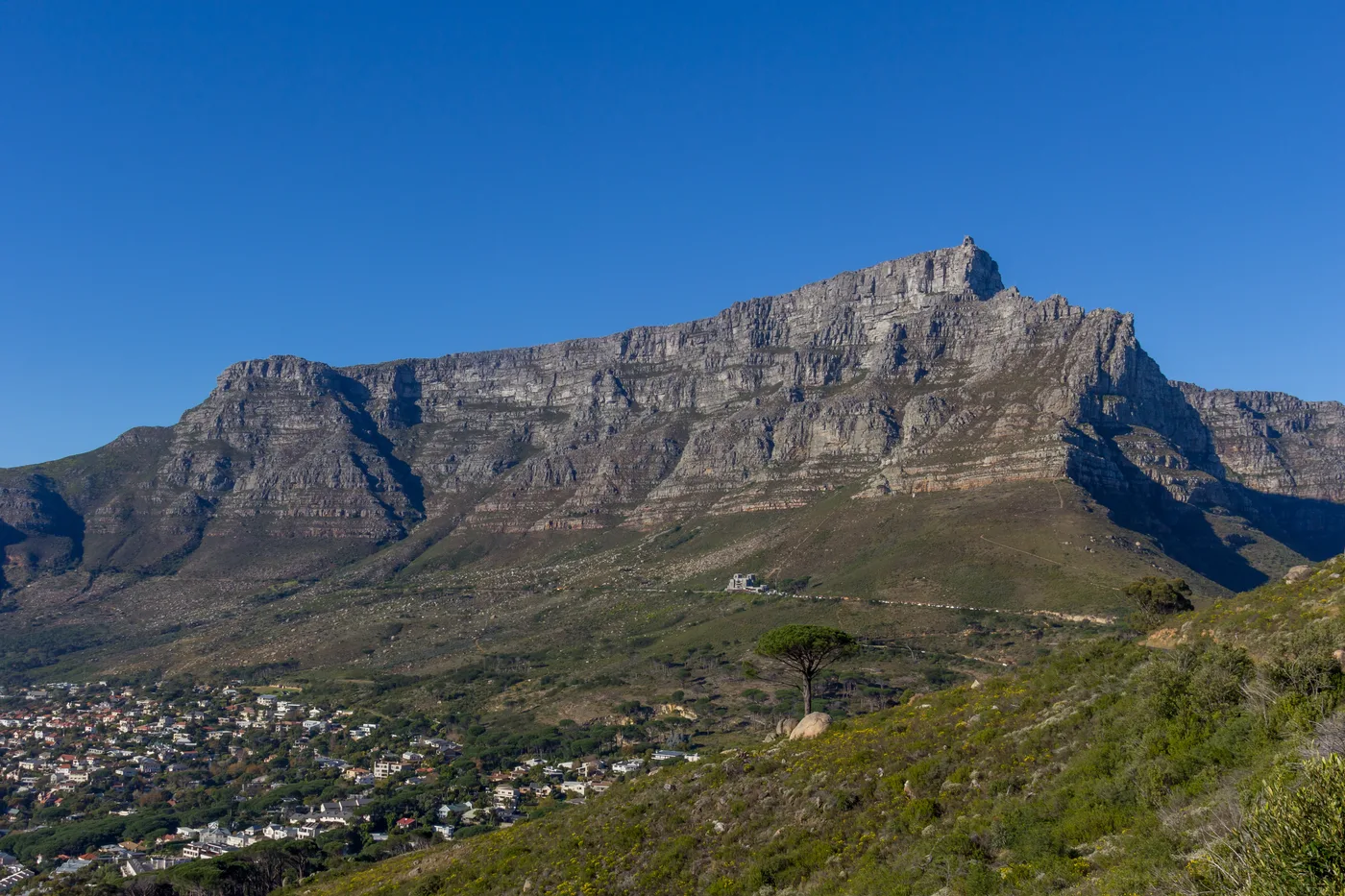 Table Mountain and Cape Town seen from Signal Hill